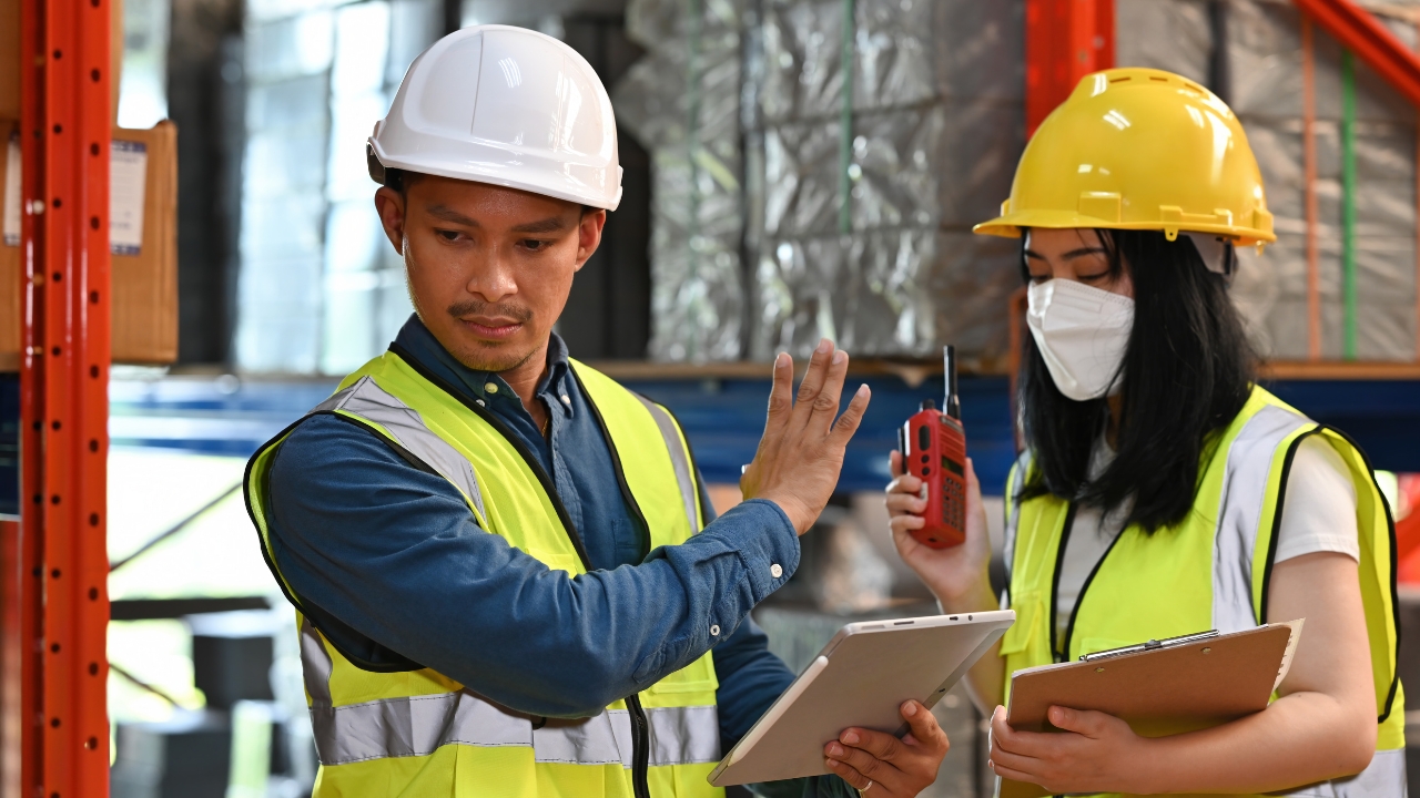 Phòng Kho Đếm 100, Sổ Kế Toán Ghi 87: 4 Câu Chuyện Thực Về Ốc Đảo Dữ Liệu Và Cách Odoo Phá Vỡ Chúng